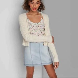 ♣️ 3/$20 WILD FABLE light wash denim stretch mini skirt